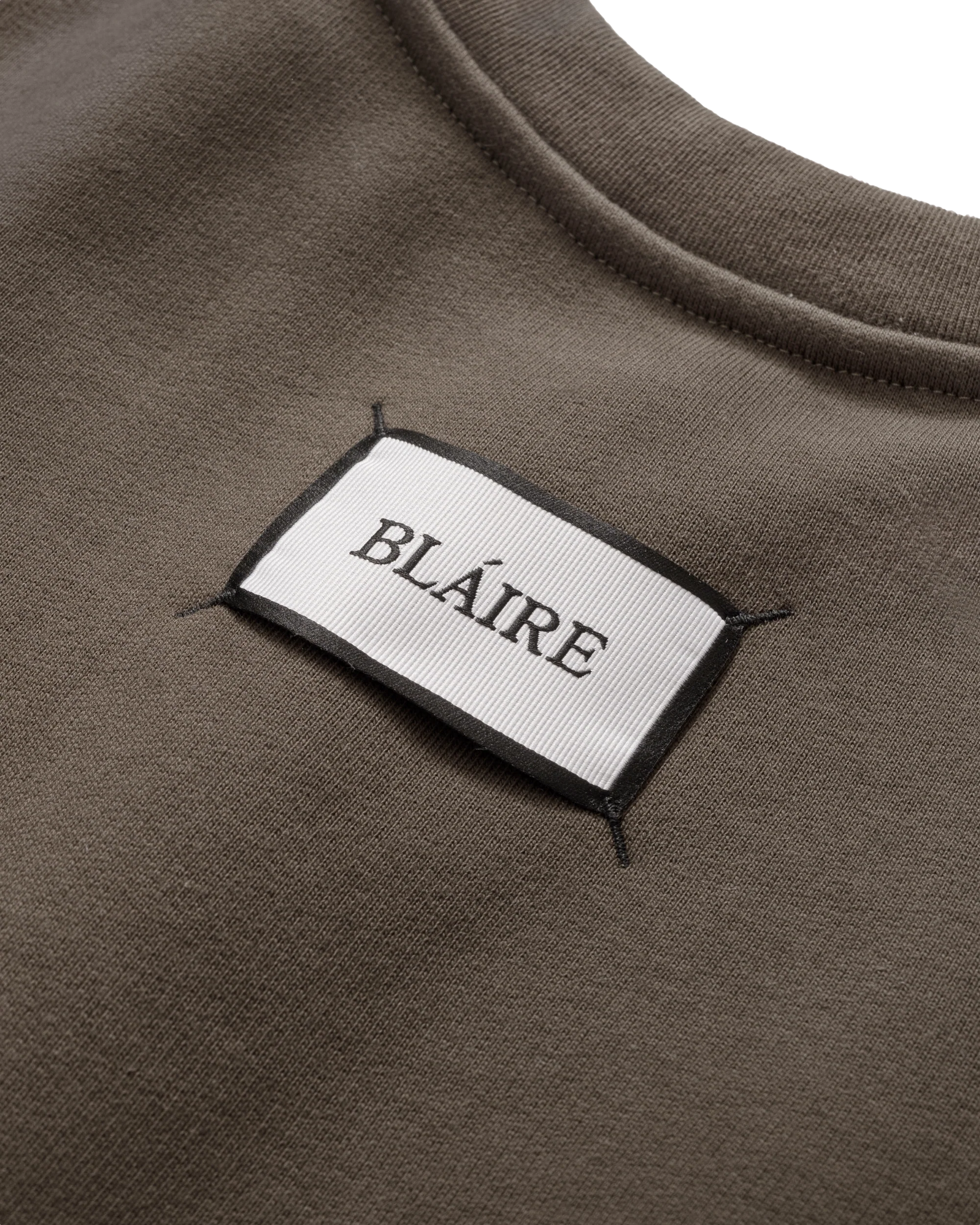 EVERGREEN LOOSE METAL RIVET CREWNECK - Image 4