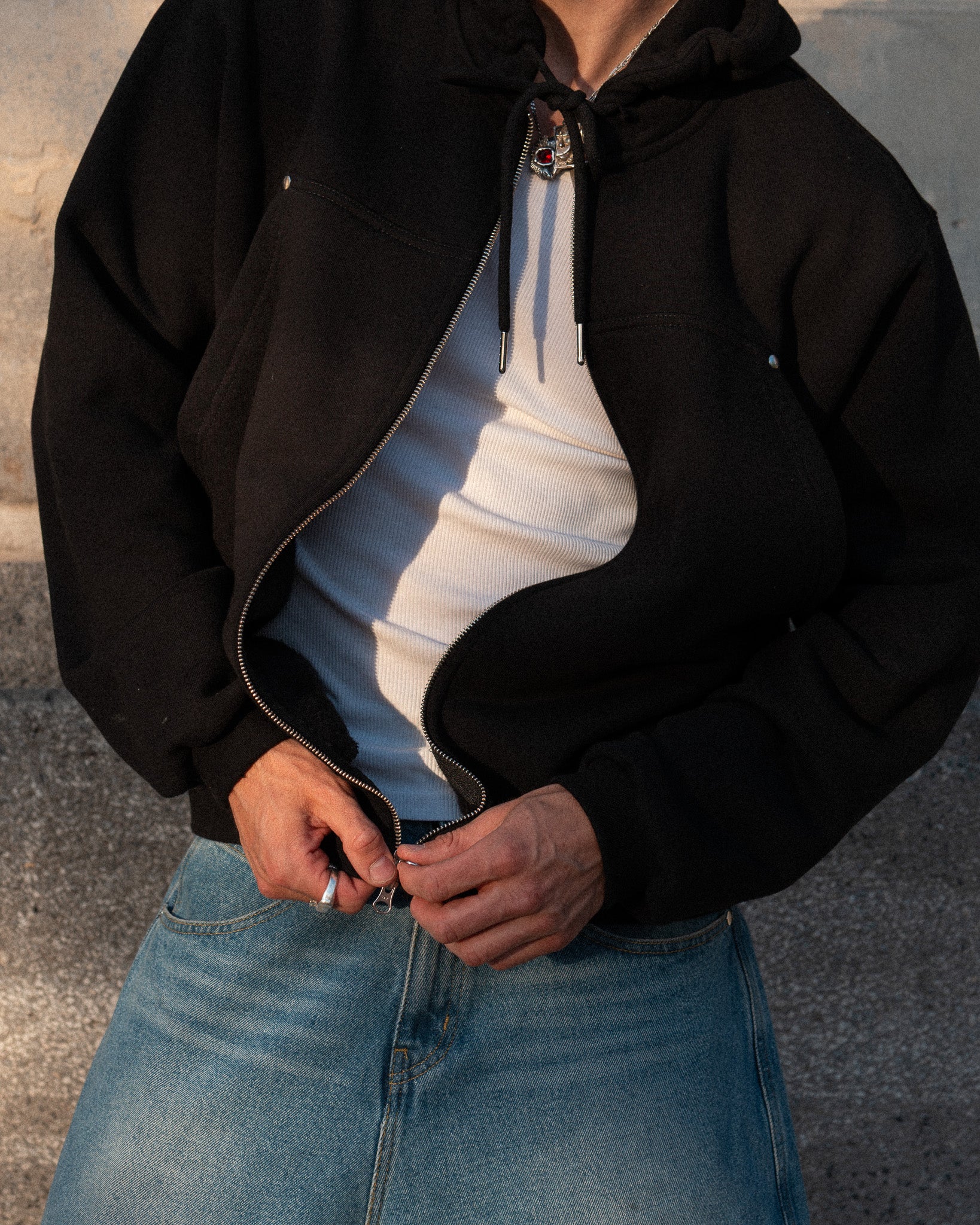 EVERGREEN ZIP HOODIE - Image 9