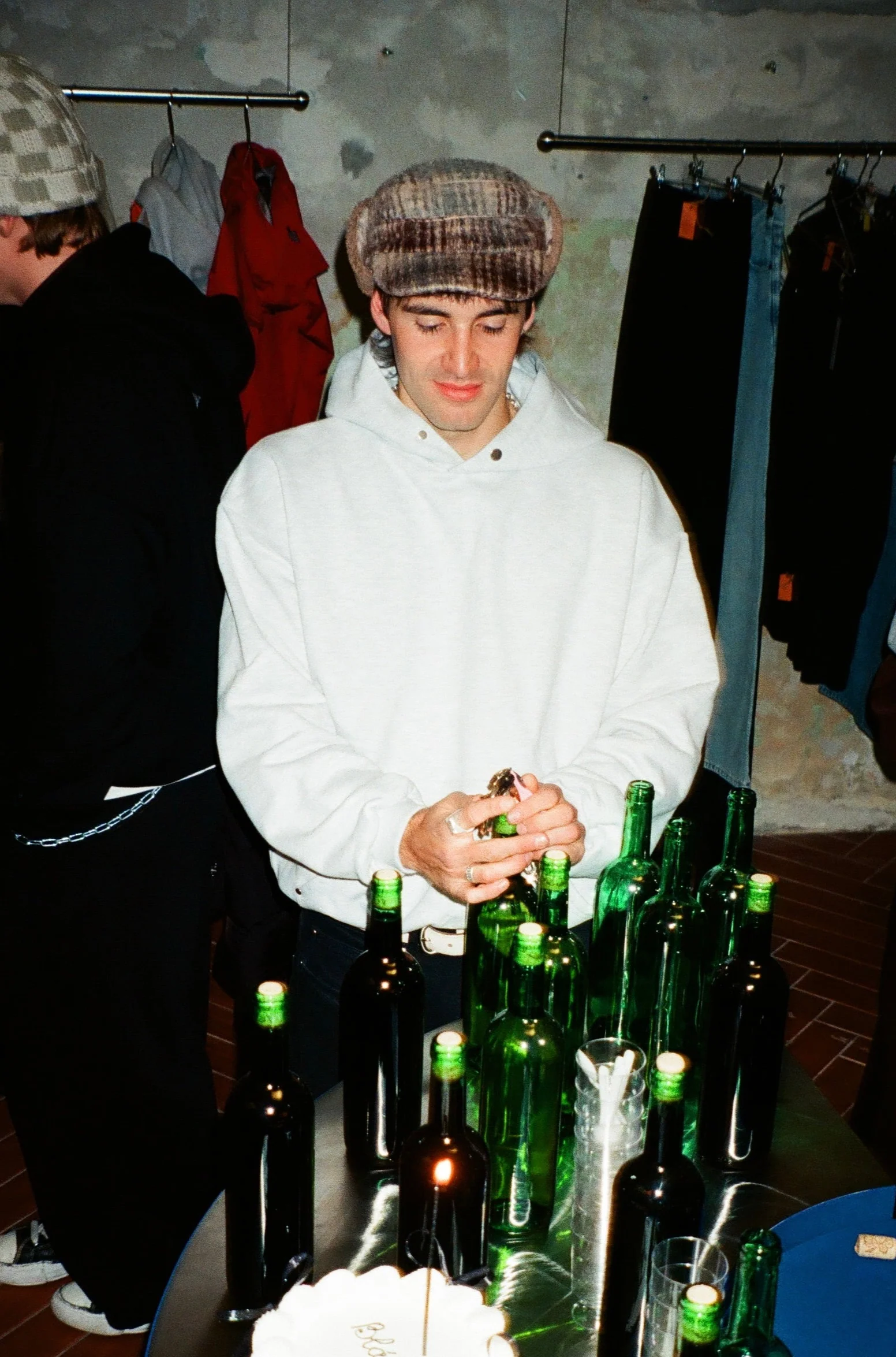EVERGREEN METAL RIVET HOODIE - Image 6