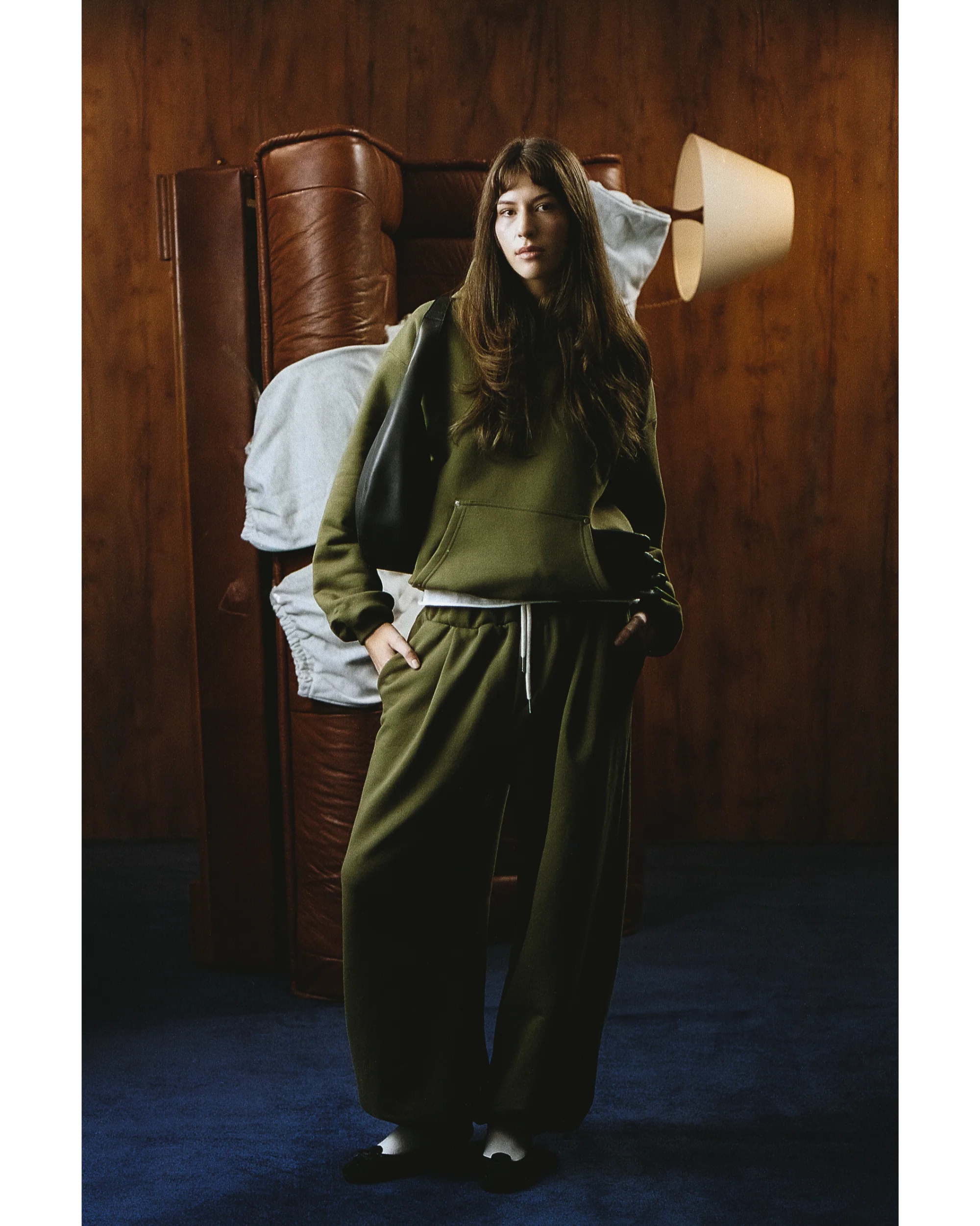 EVERGREEN METAL RIVET HOODIE - Image 5