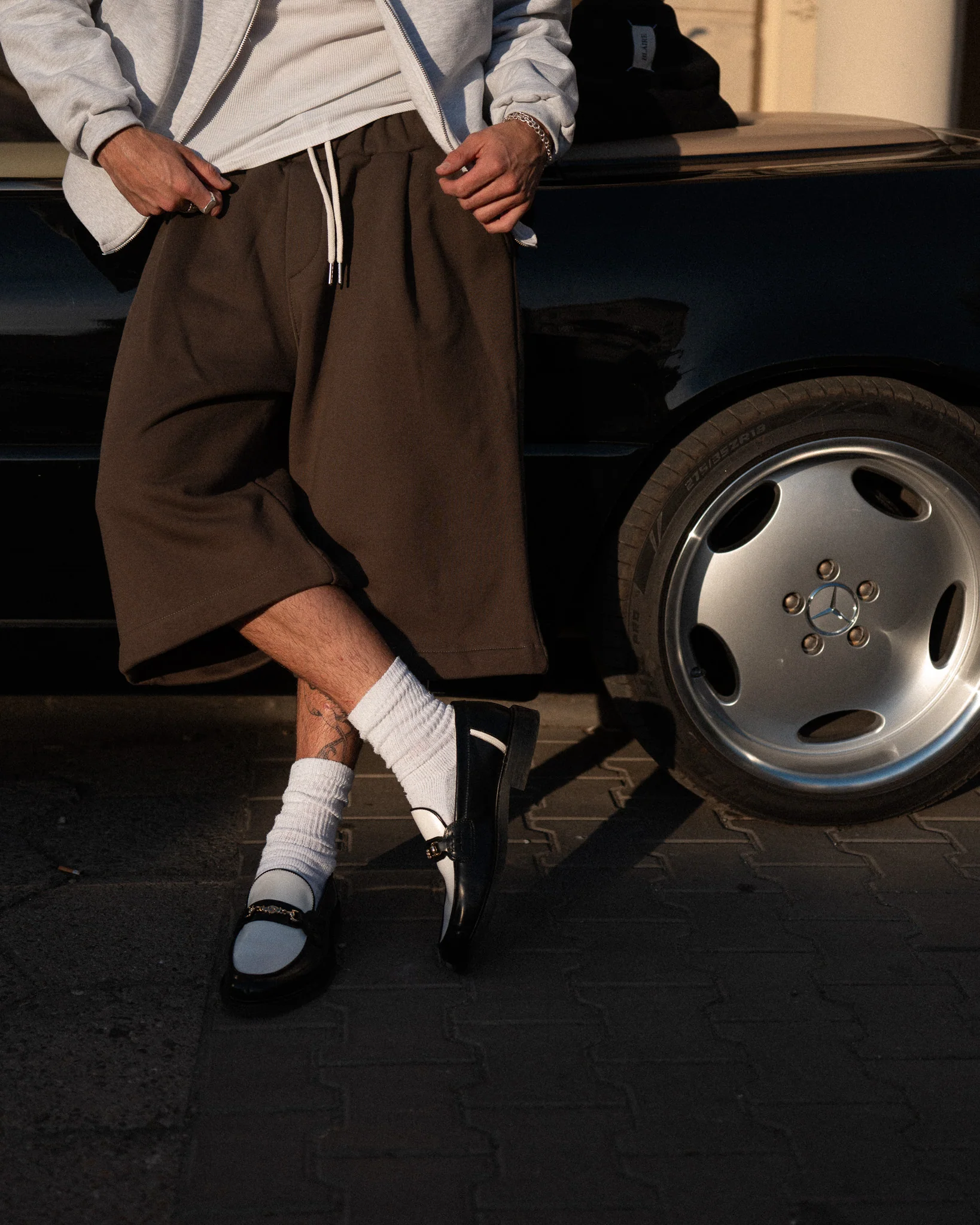 EVERGREEN SWEAT JORTS - Image 4