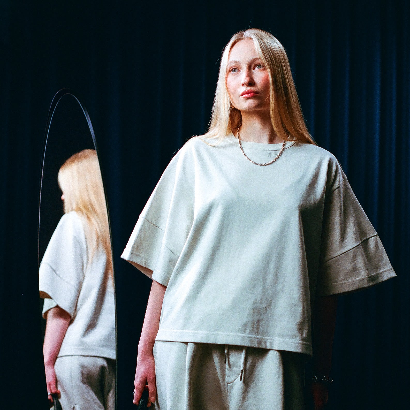 EVERGREEN TRIPLE ARM BOXY TEE - Image 3