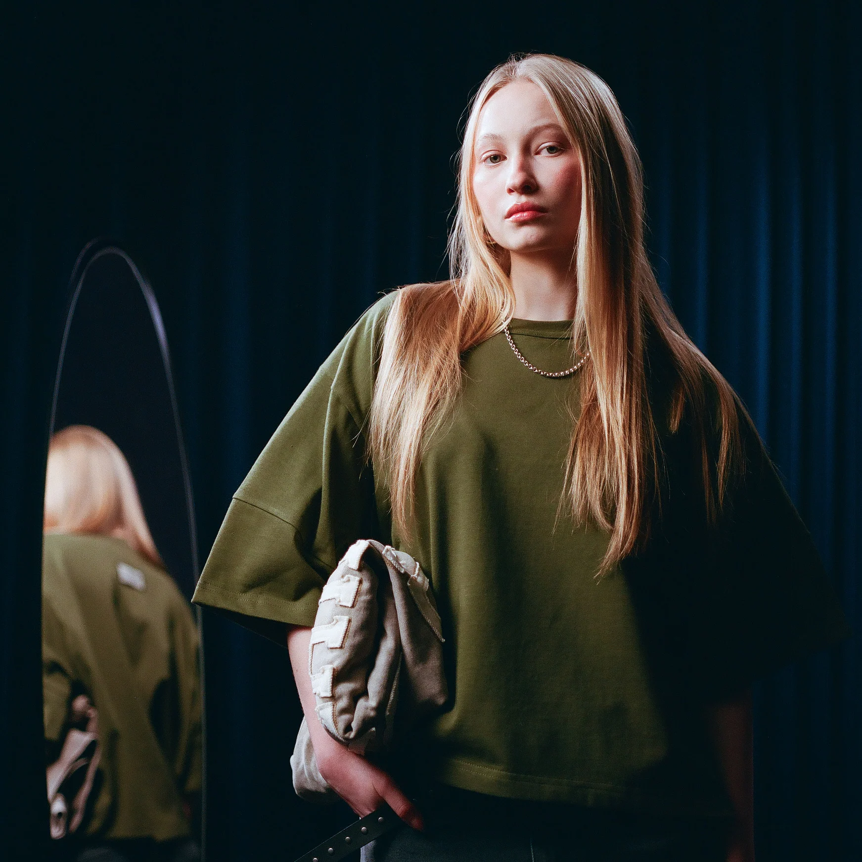 EVERGREEN TRIPLE ARM BOXY TEE - Image 3