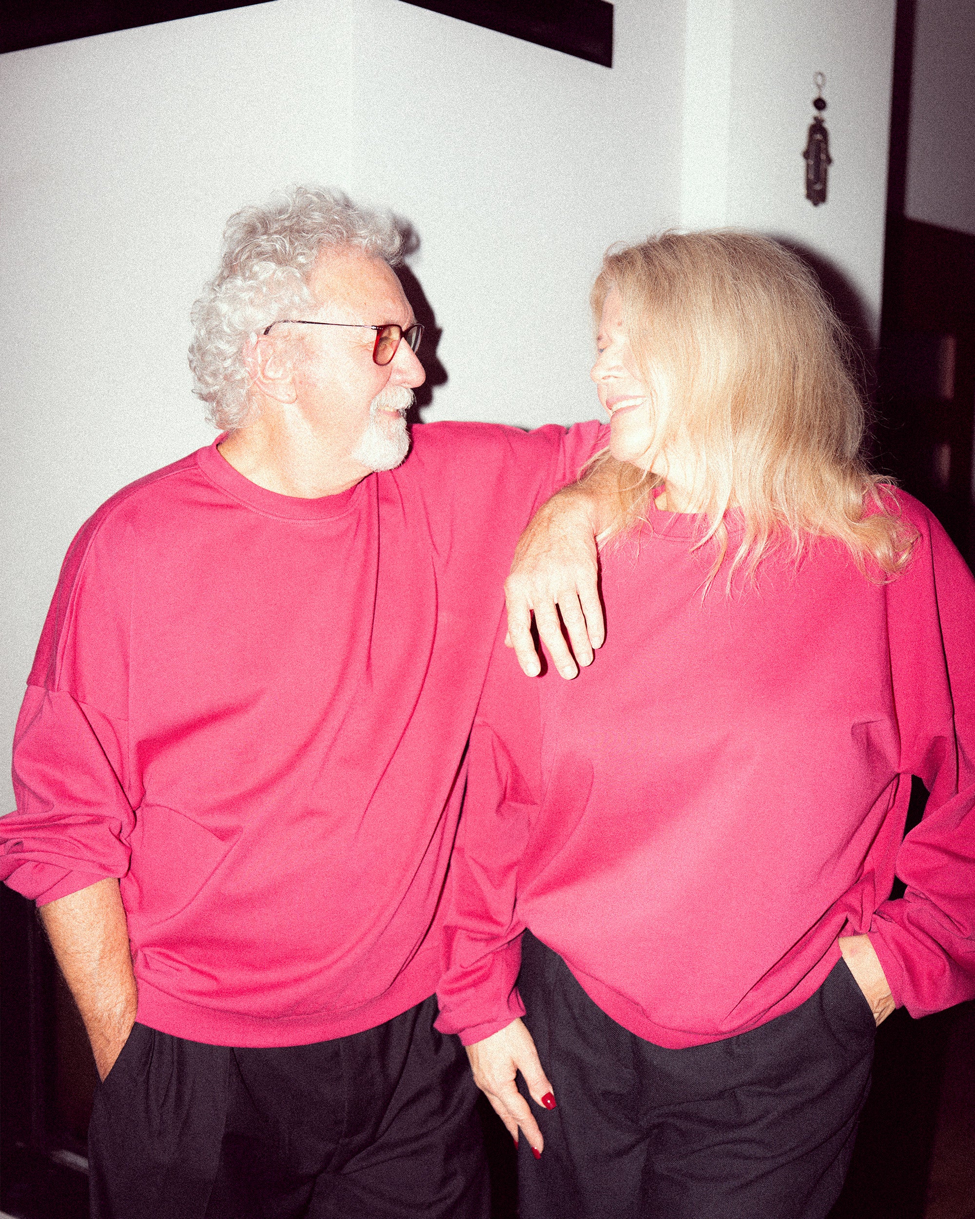 HUGGER CREWNECK - Image 6